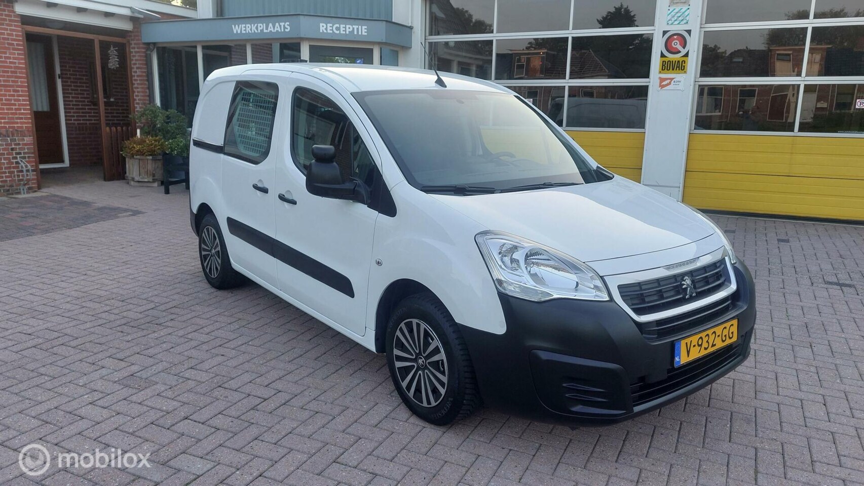 Peugeot Partner - bestel 120 1.6 BlueHDi 100 L1 Premium Marge auto !! Ex kadaster - AutoWereld.nl