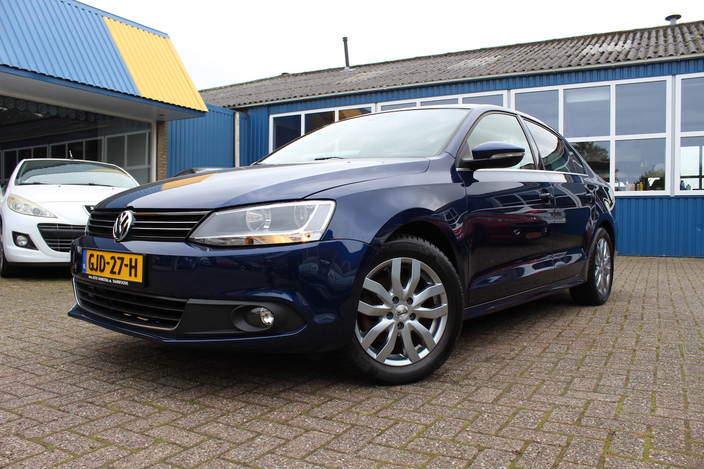 Volkswagen Jetta - 1.4 TSi "Highline" Half leder - Navi !!! - AutoWereld.nl