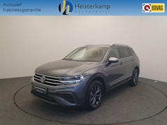 Volkswagen Tiguan Allspace - 1.5 TSI 150pk DSG/AUT Life Move 7p. Wegklapbare trekhaak, Panoramadak, Camera