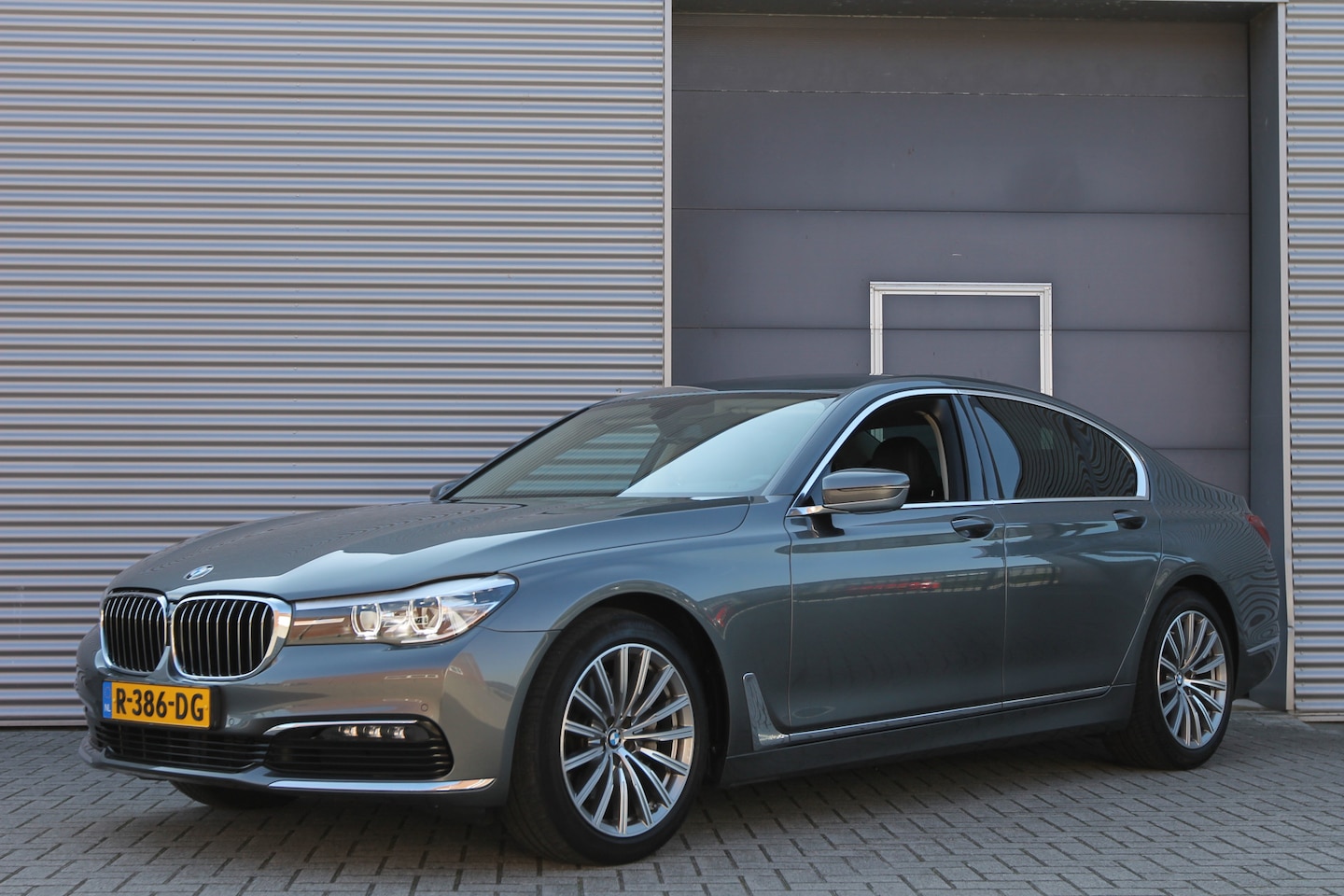 BMW 7-serie - 730d xDrive AUT. I NAVI I LEDER I 96000 KM I INCL. BTW - AutoWereld.nl