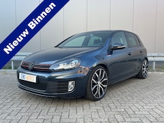 Volkswagen Golf - 2.0 GTI Led Xenon / Navigatie / 5 Deurs