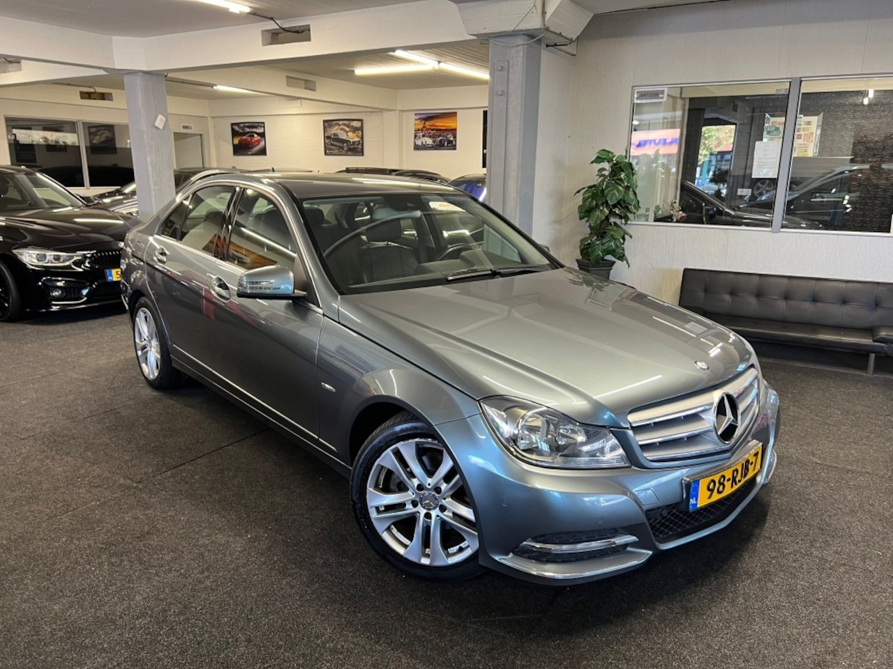 Mercedes-Benz C-klasse - 180 *NAP*Facelift*Automaat*Leder*Sedan - AutoWereld.nl