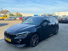 BMW 1-serie - 118i Executive M Sport Shadow Line Pano