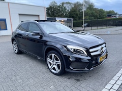 Mercedes-Benz GLA-Klasse - 200 AMG Panoramadak VoLL opties