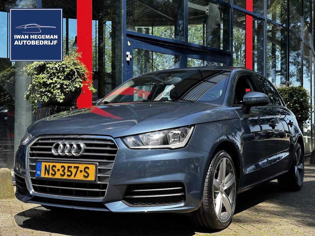 Audi A1 Sportback - 1.0 TFSI Pro Line | Airco | Navi | Cruise | 17 inch | Telefoon - AutoWereld.nl