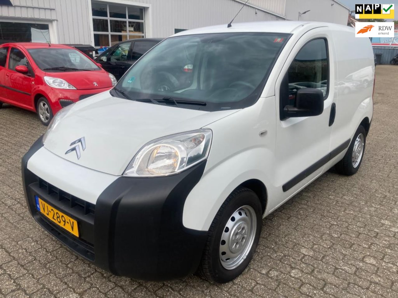 Citroën Nemo - 1.3 HDiF AUTOMAAT. Nwe distr. ketting, erg netjes, garantie. EURO 5 - AutoWereld.nl