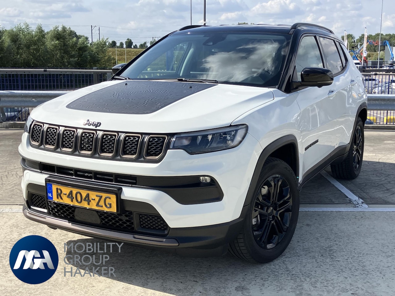 Jeep Compass - 4xe 240 Upland Plug-in Hybrid - AutoWereld.nl