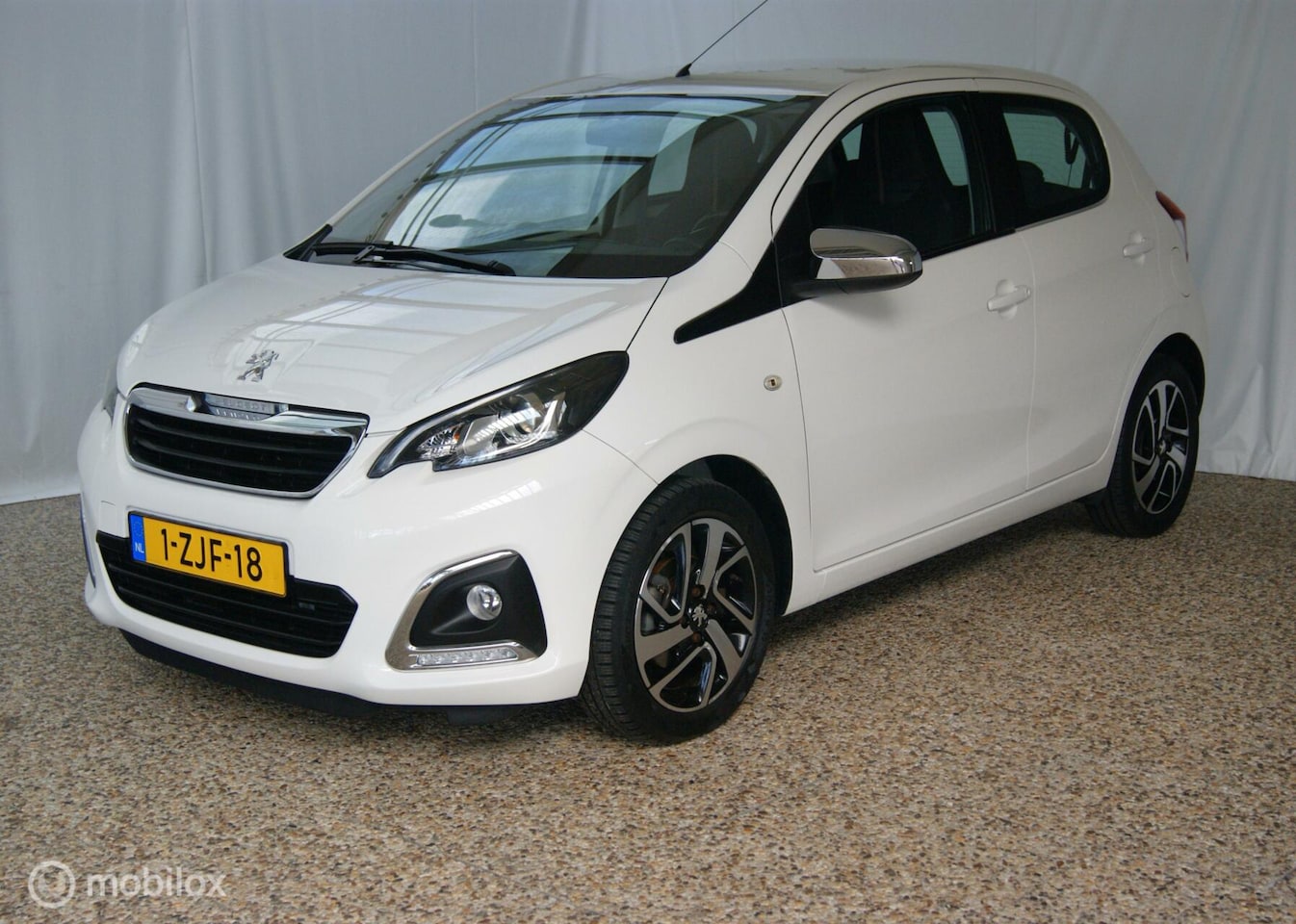 Peugeot 108 - 1.0 e-VTi Allure 1.0 e-VTi Allure - AutoWereld.nl