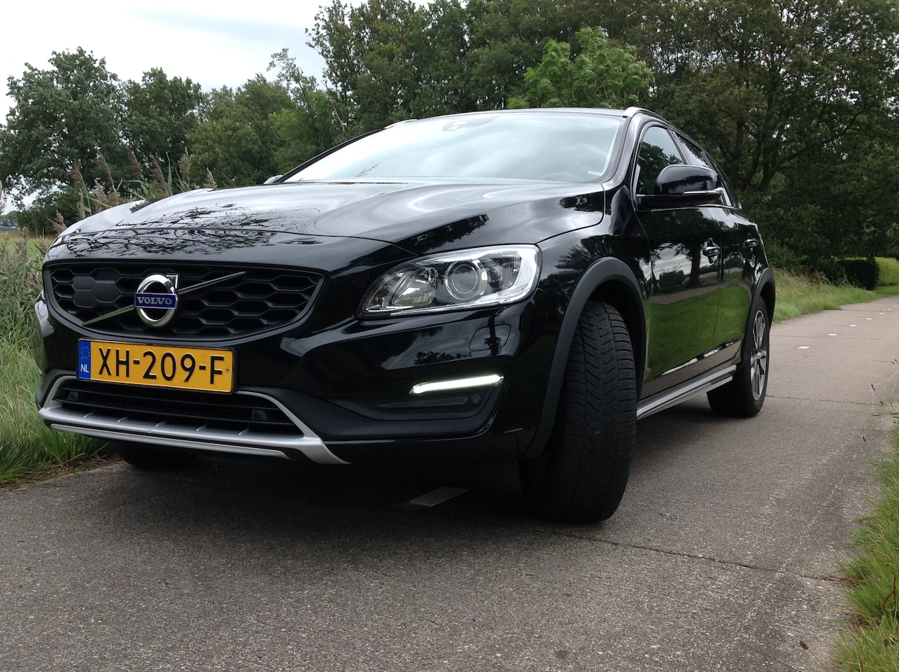 Volvo V60 Cross Country - 2.0 D4 Polar+ - AutoWereld.nl