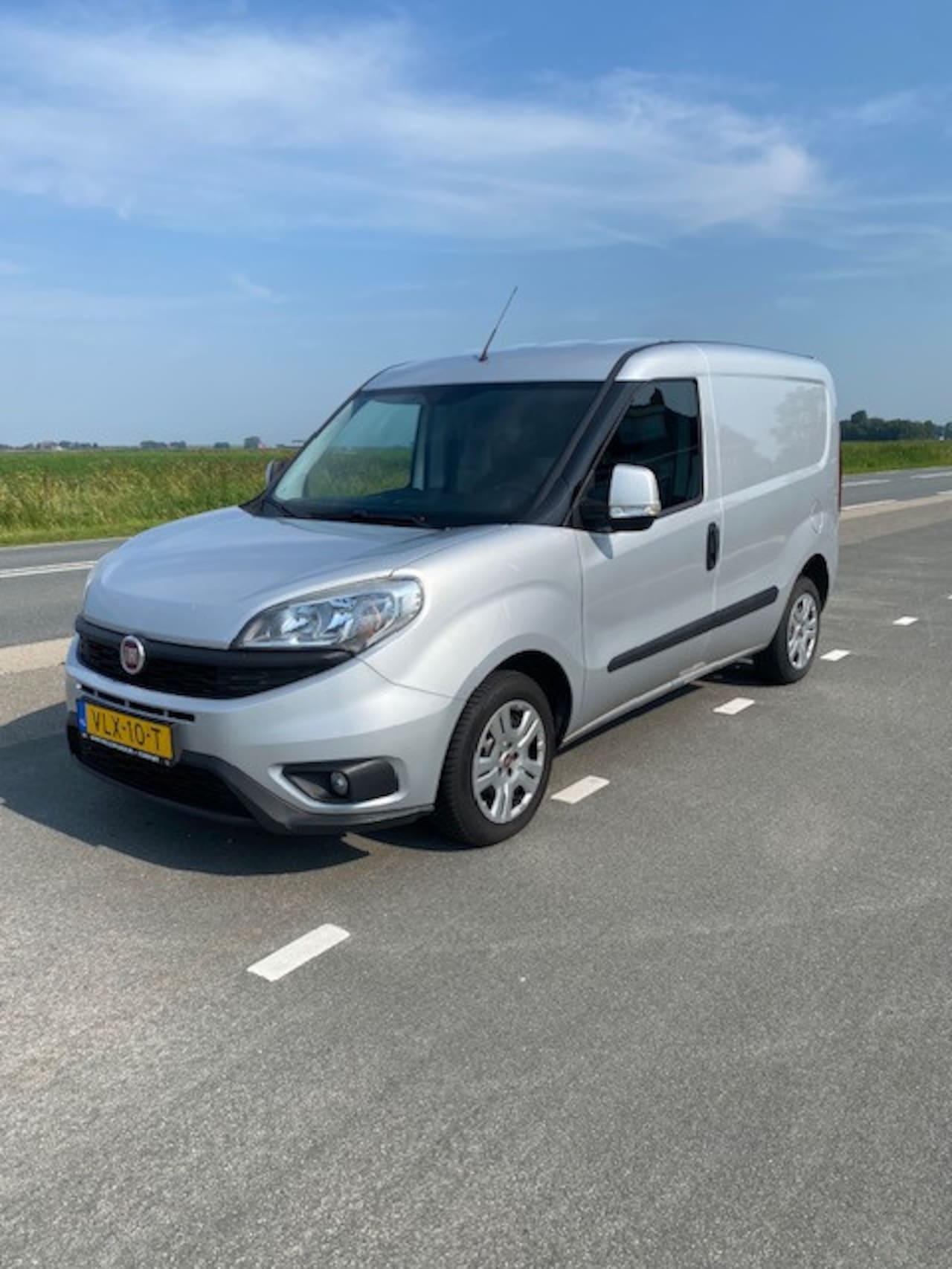 Fiat Doblò Cargo - 1.3 MJ 16V 90pk Marge btw en bpm vrij nav pdc trekhaak - AutoWereld.nl