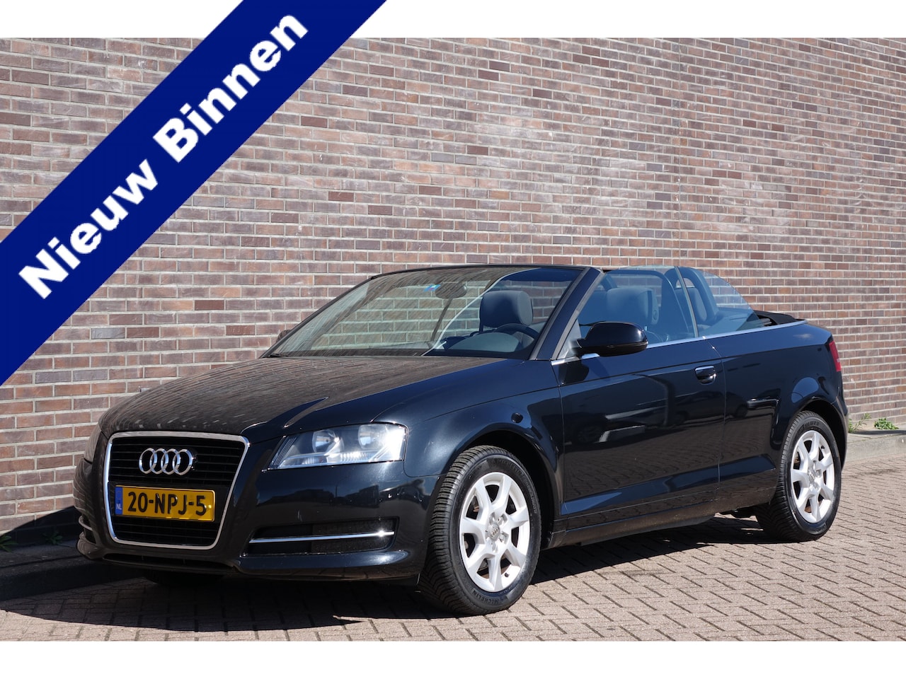 Audi A3 Cabriolet - 1.2 TFSI S-edition 1.2 TFSI S-edition, Cabriloet, zwart, zwart stof, ecc, cruise, mooie en frisse auto! - AutoWereld.nl