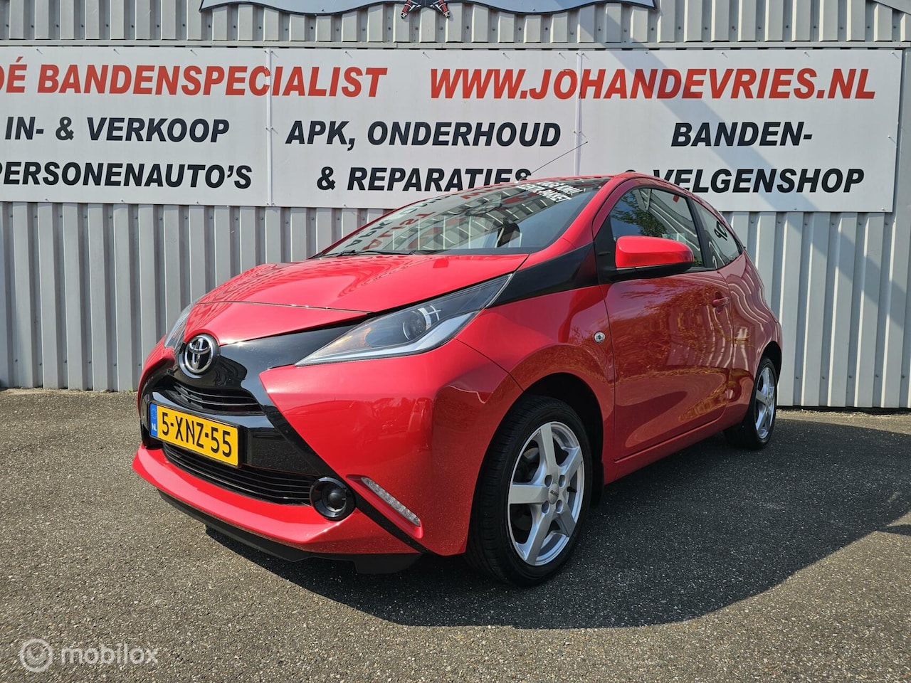 Toyota Aygo - 1.0 VVT-i x-play I El.-pakket I NAP 29995km! - AutoWereld.nl