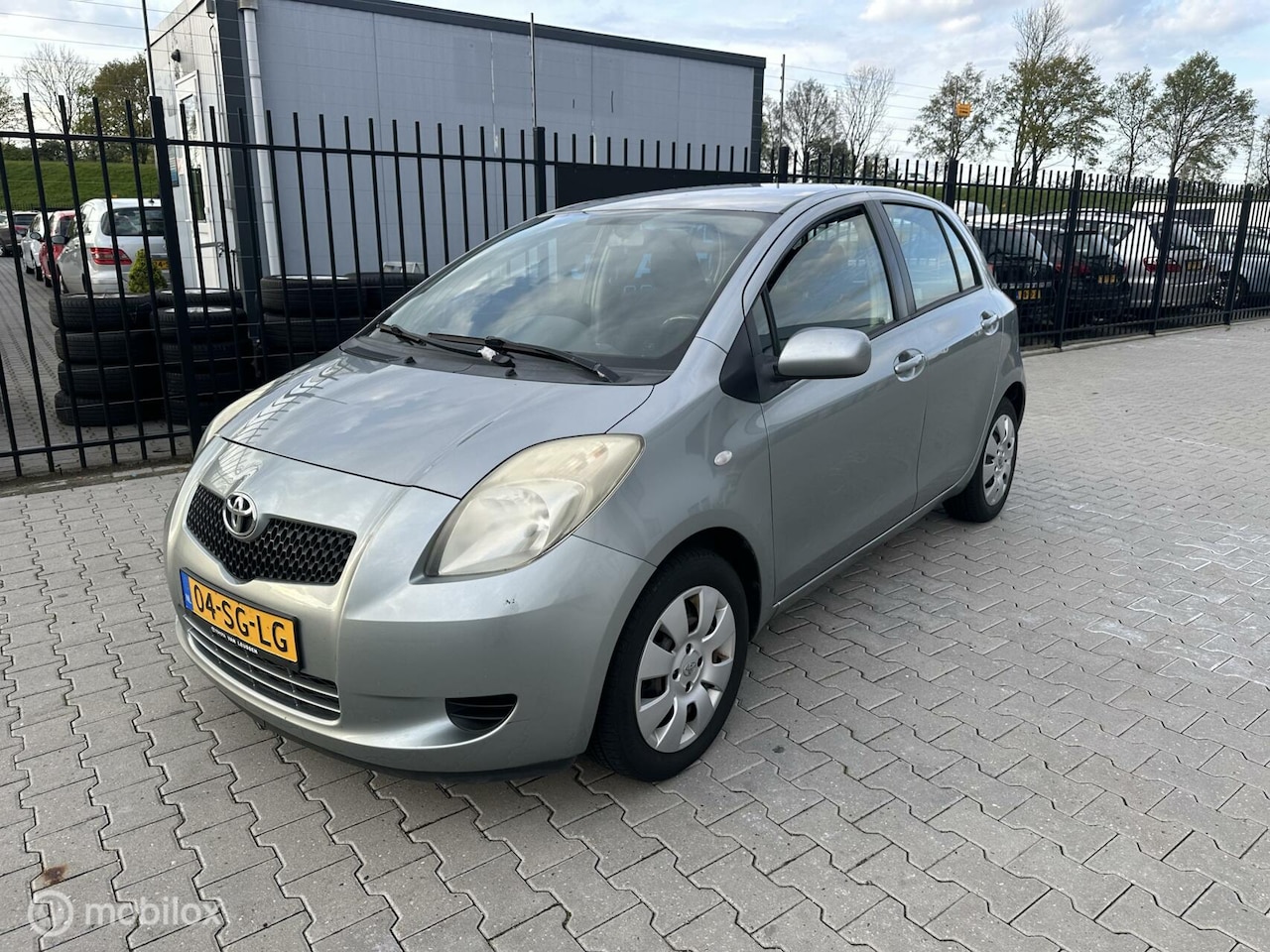 Toyota Yaris - 1.0 VVTi Sol airco goed onderhouden - AutoWereld.nl