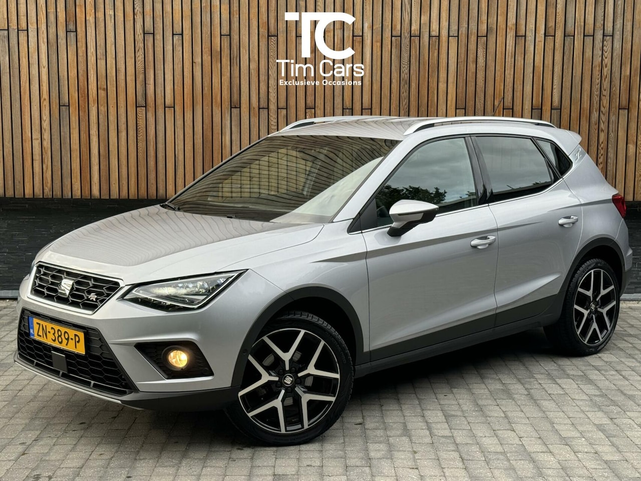 Seat Arona - 1.0 TSI FR Business Intense DSG automaat | Navi | LED | Trekhaak | Camera | Parkeersensore - AutoWereld.nl