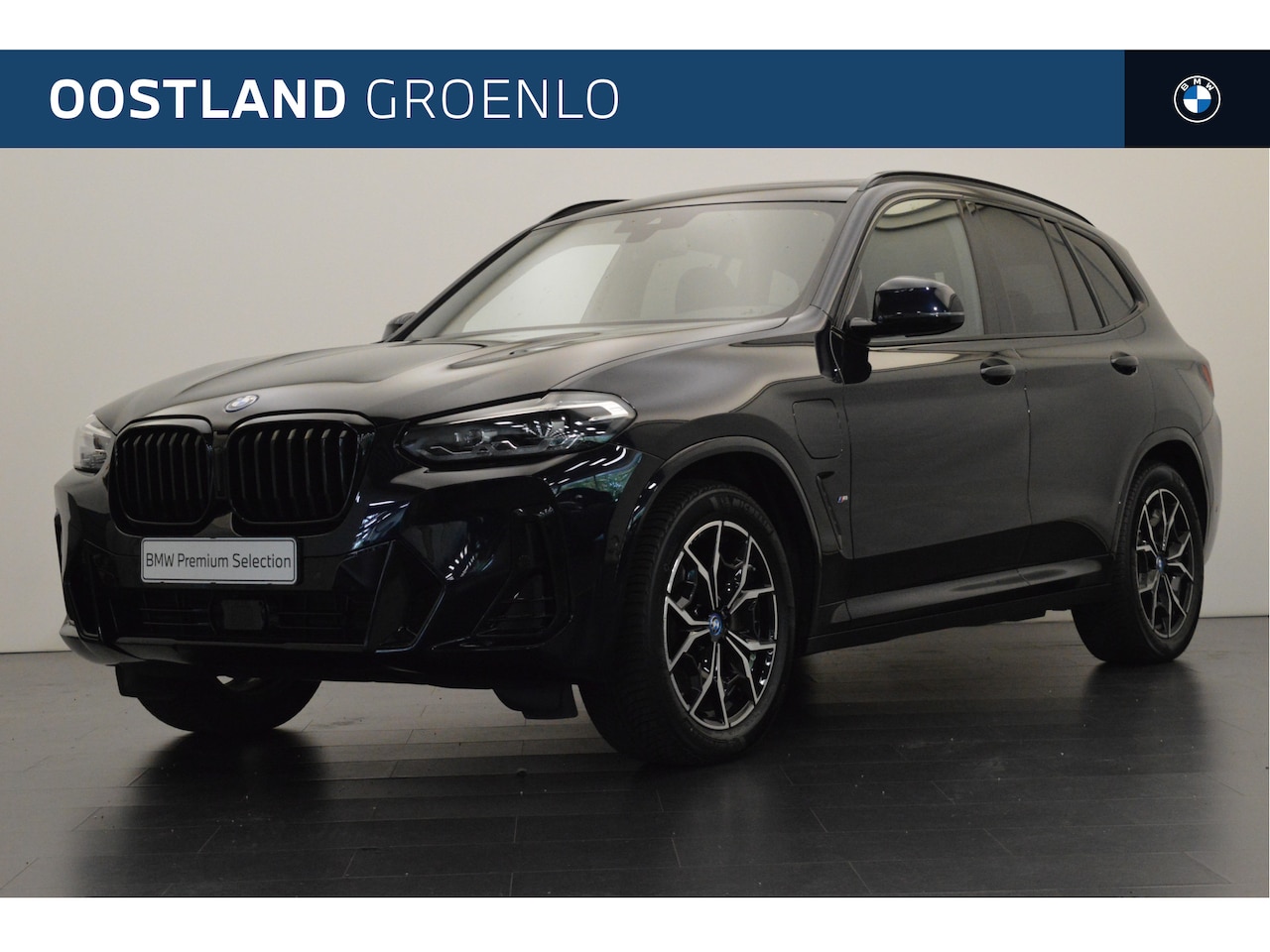 BMW X3 - xDrive30e High Executive M Sport Automaat / Panoramadak / Sportstoelen / Stoelverwarming / - AutoWereld.nl