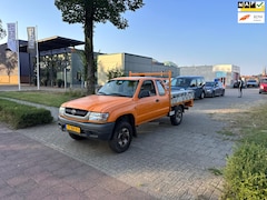 Toyota HiLux - 2.5 D4-D 100 Xtra 4x4 4x4