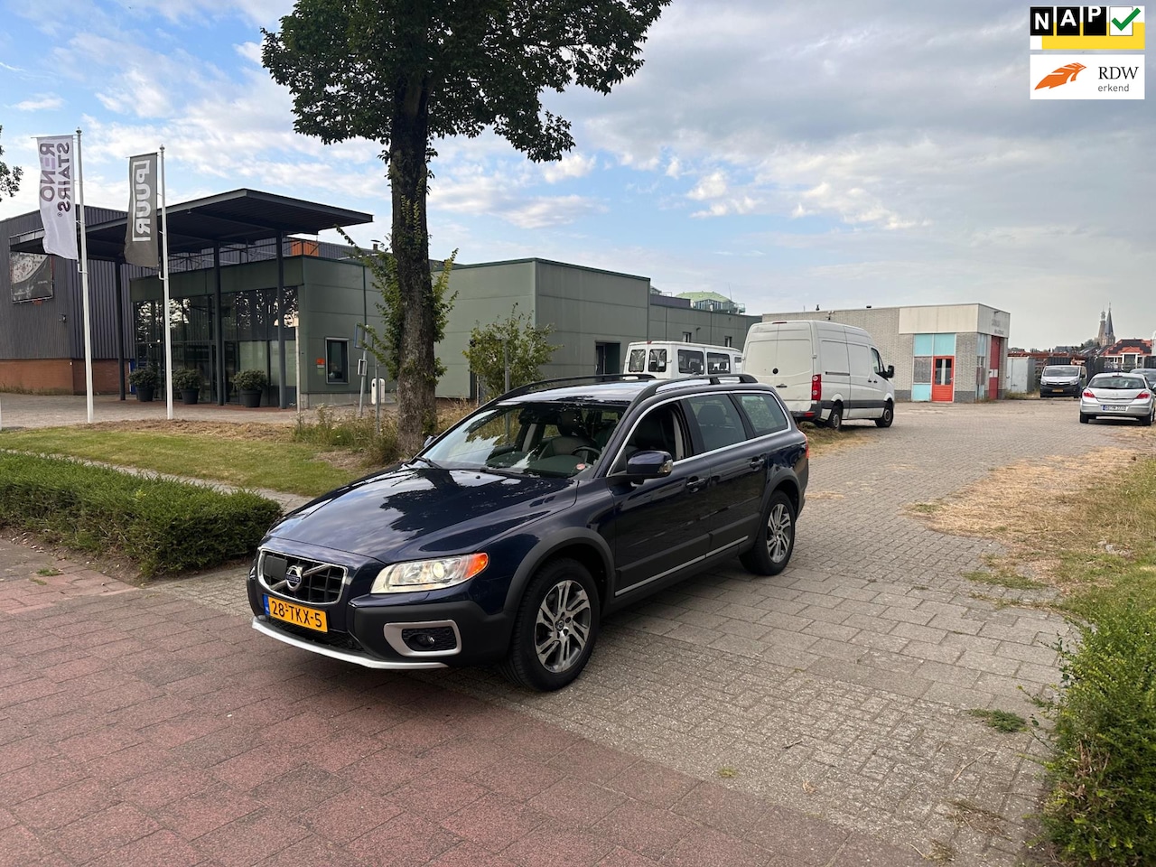 Volvo XC70 - 2.0 D3 Limited Edition Navi.Clima.Leder - AutoWereld.nl