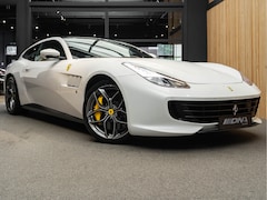 Ferrari GTC4 - V8 Lusso T Carbon Pano Lift 3.9 V8 Lusso T Apple Carplay Surround Ventilatie