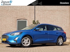 Ford Focus Wagon - 1.0 EcoBoost Trend Edition Business | Winterpack | Parkeersensoren | 16" Lichtmetaal | App