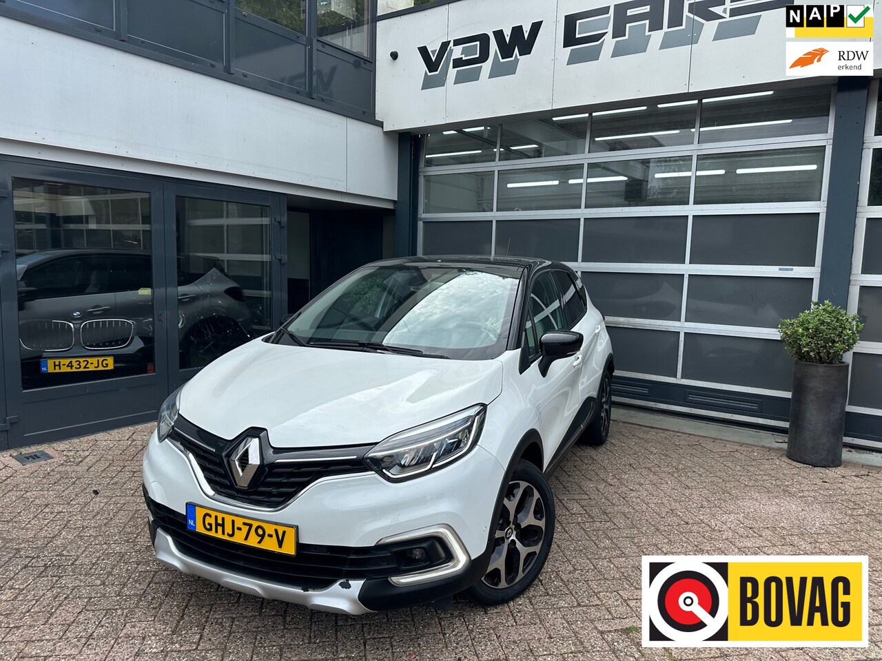 Renault Captur - 1.3 TCe Intens | Parelmoer wit | Camera - AutoWereld.nl