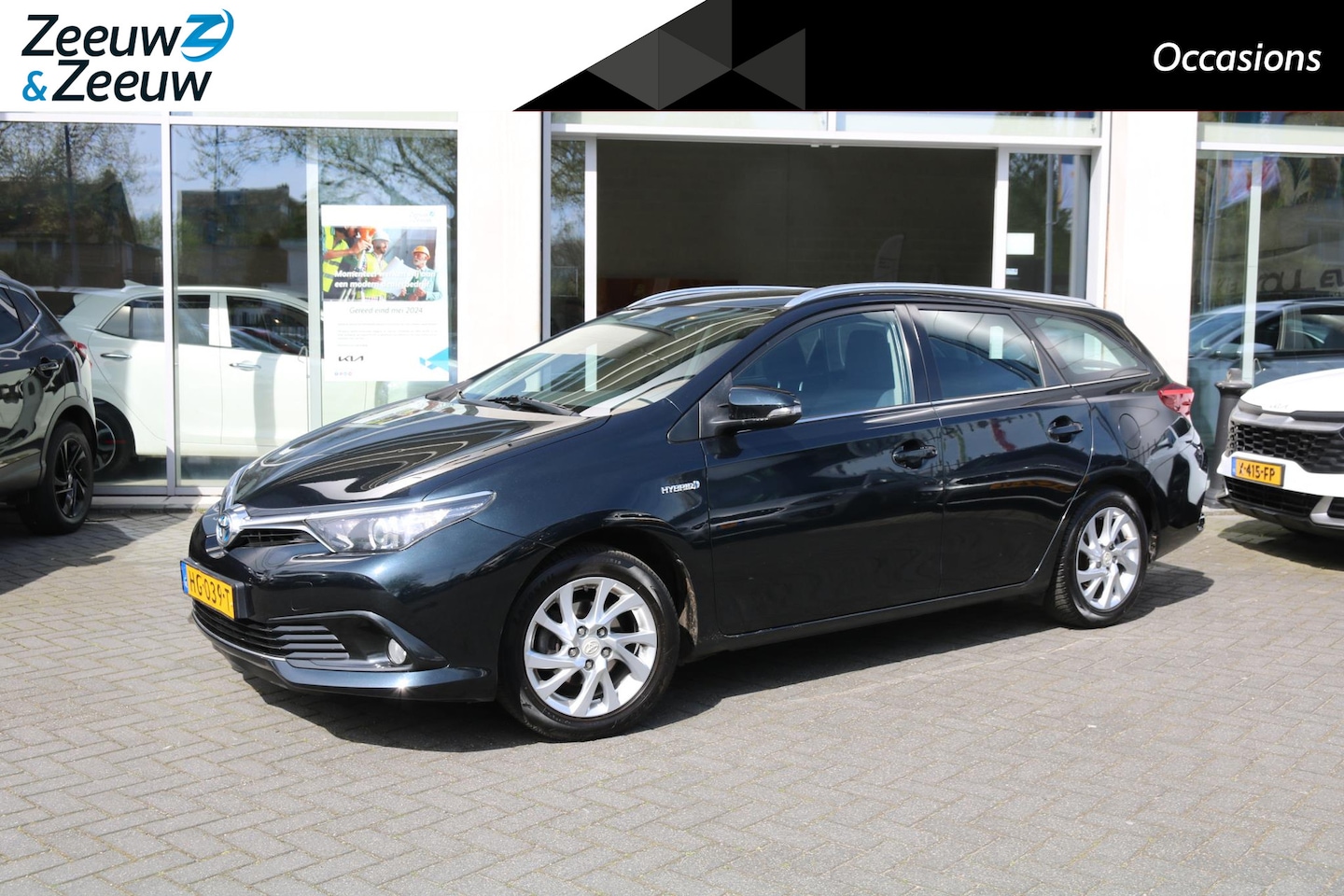 Toyota Auris Touring Sports - 1.8 Hybrid Aspiration | Airco | Navi | Camera | AUTOMAAT | - AutoWereld.nl