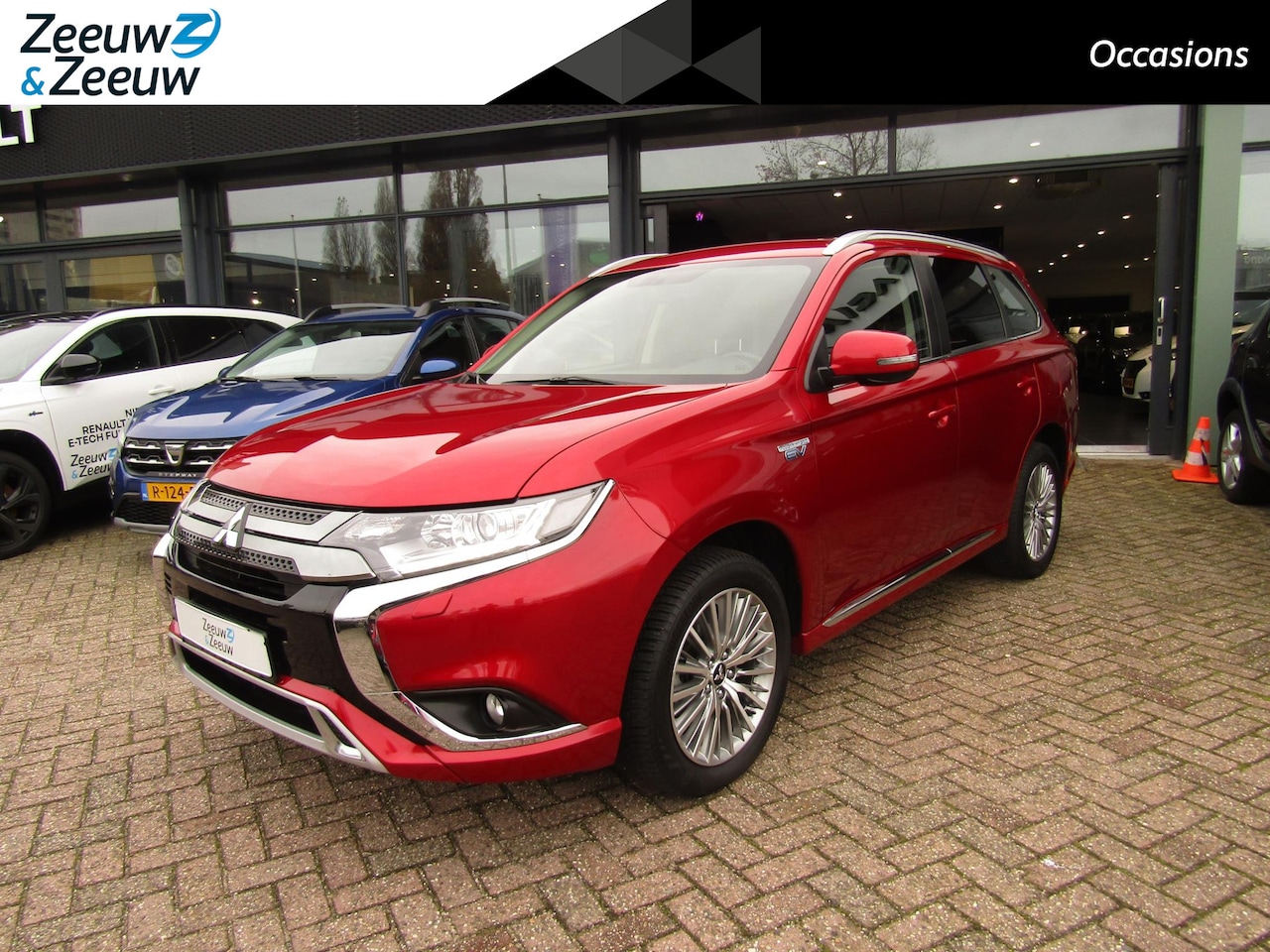 Mitsubishi Outlander - outlander' 2.4 PHEV Intense+ | LMV | 1500 kg Trekgewicht | Camera | Clima | - AutoWereld.nl