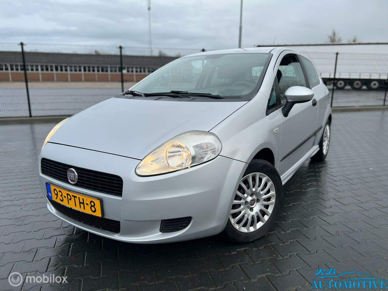 Fiat Grande Punto - 1.3 M-Jet Actual 1.3 M-Jet Actual - AutoWereld.nl