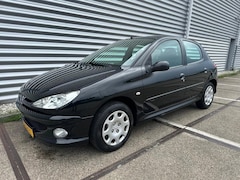 Peugeot 206 - 1.4 Forever