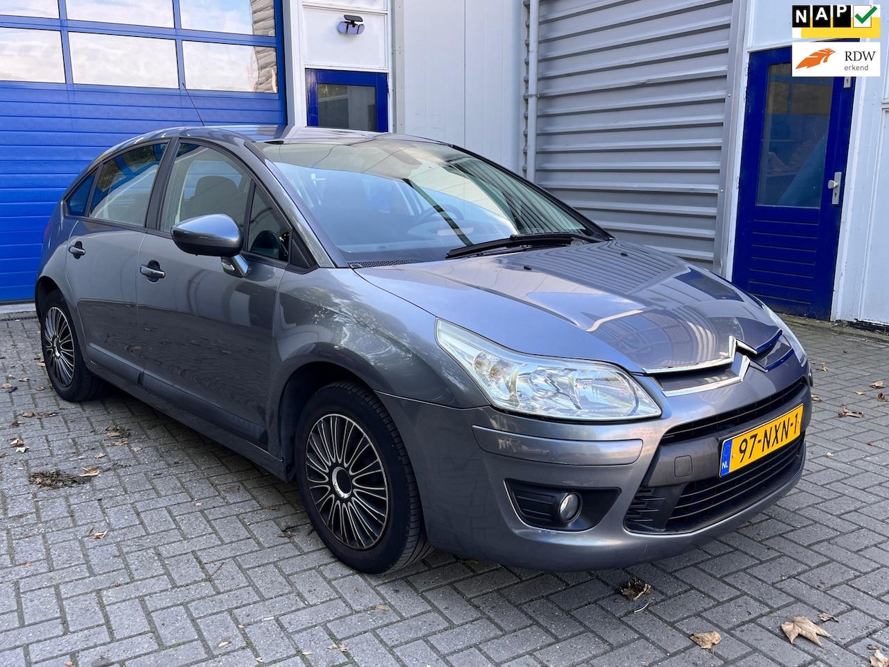 Citroën C4 - 1.6 VTi Attraction nette/NL Auto/Apk/Trekhaak/ECC - AutoWereld.nl