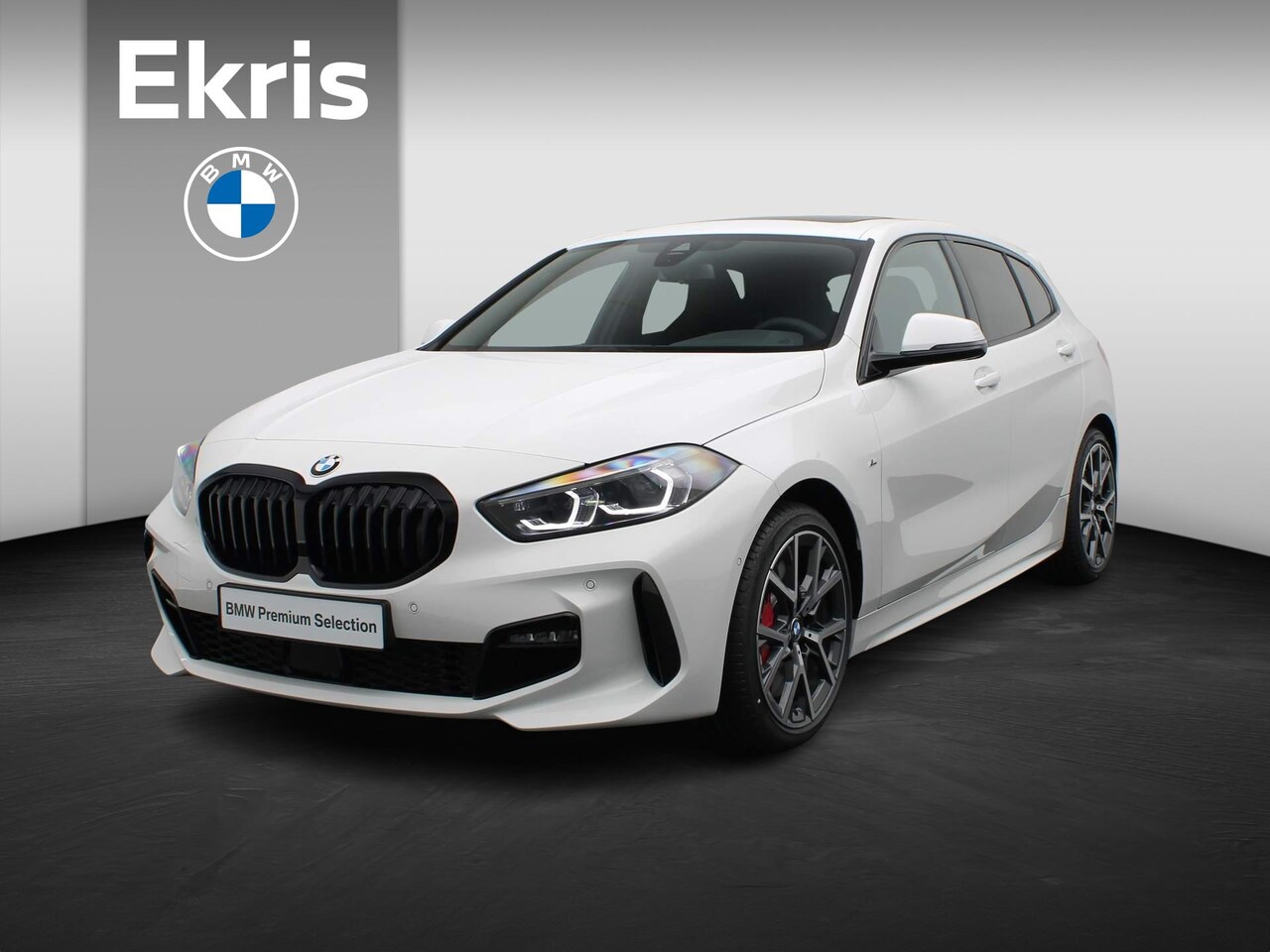 BMW 1-serie - 5-deurs 118i M Sportpakket Pro | Premium Pack | Comfort Pack | Travel Pack | Panoramadak | - AutoWereld.nl