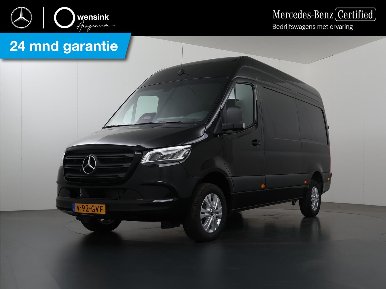 Mercedes-Benz Sprinter - 317 CDI | L2 H2 | Aut. | Keyless go | Parkeercamera | Airco | Bluetooth | MBUX | LM Velgen - AutoWereld.nl