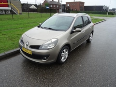 Renault Clio Estate - 1.6-16V Dynamique