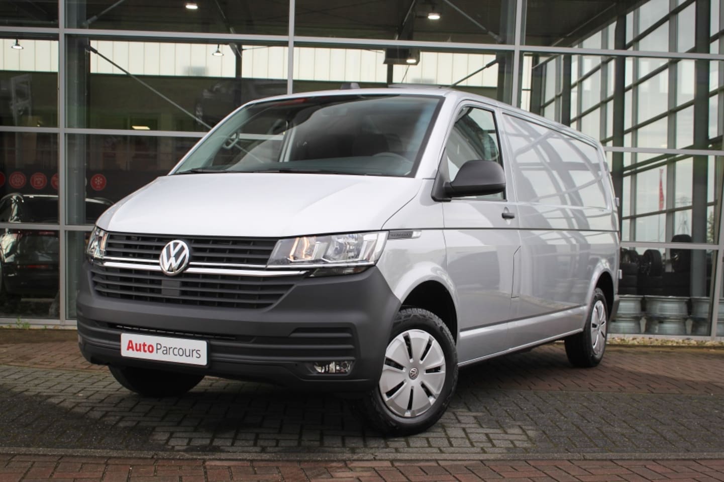 Volkswagen Transporter - 2.0 TDI L2H1 Hi | NIEUW | Geen BPM | - AutoWereld.nl