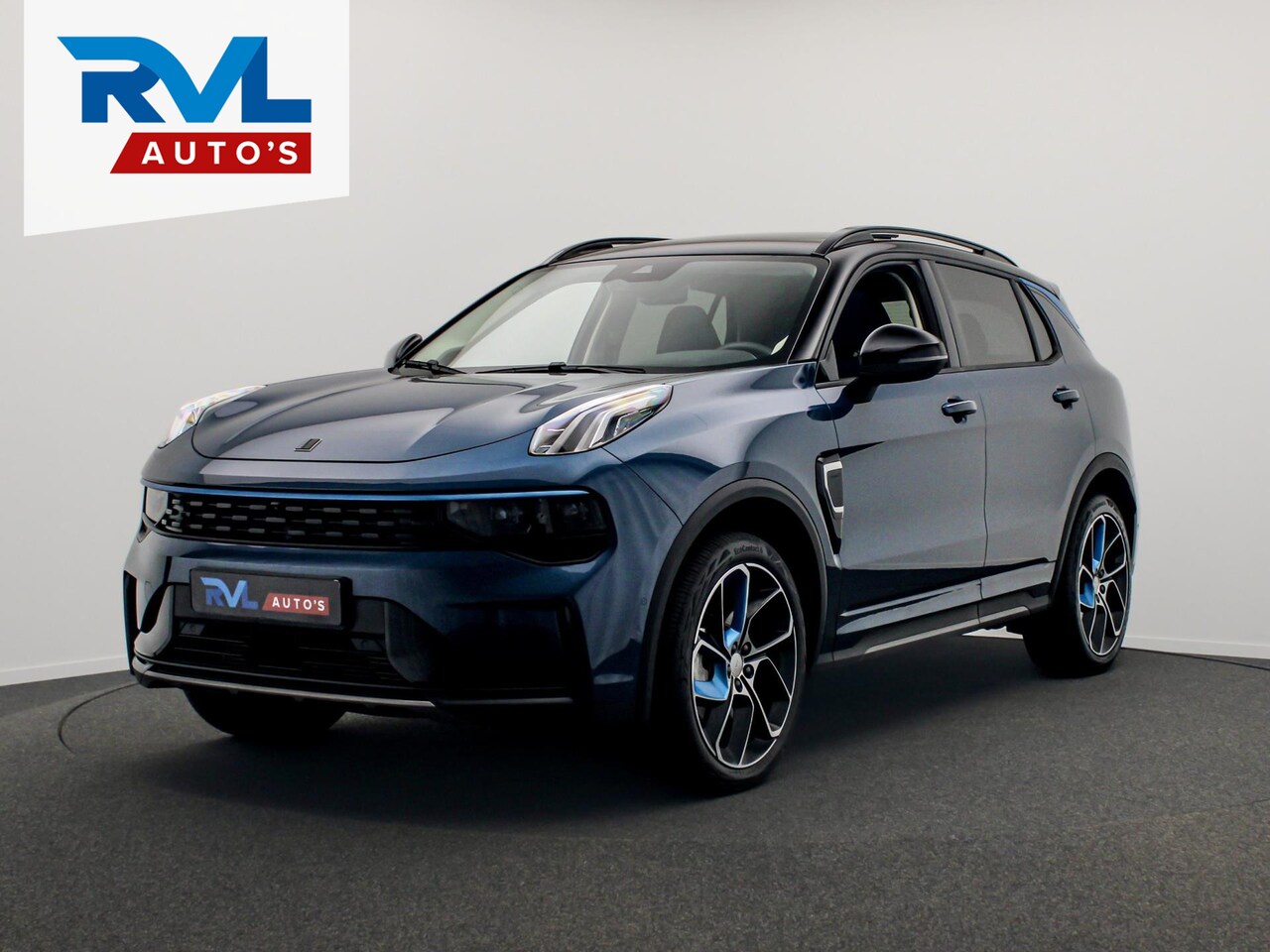 Lynk & Co 01 - 1.5 261PK Plug-in Hybrid *Origineel NL*360° Camera* Pano/dak Apple/Carplay Adaptive/Cruise - AutoWereld.nl