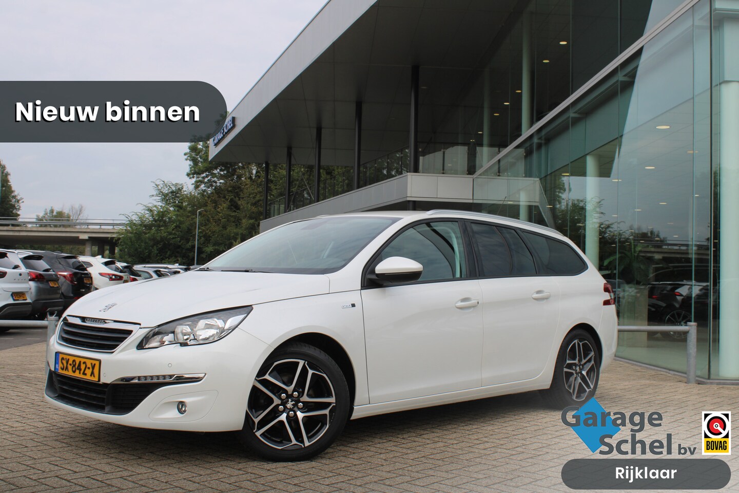 Peugeot 308 SW - 1.2 PureTech Style 130pk - Navi - Camera - Climate - Cruise - PDC - Rijklaar - AutoWereld.nl