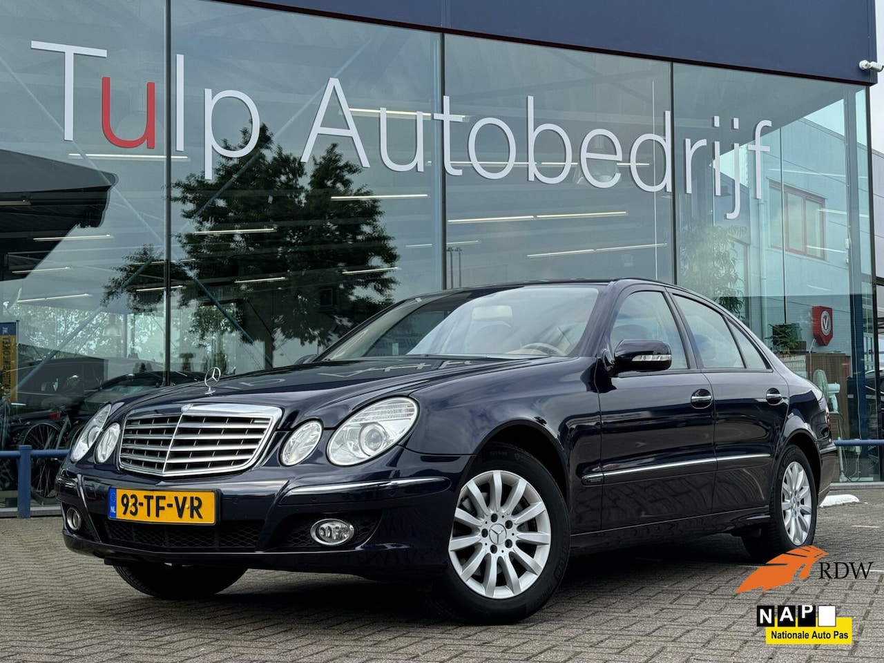 Mercedes-Benz E-klasse - 280 Elegance Unieke KM stand Topstaat! Leder Navi - AutoWereld.nl