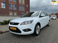 Ford Focus Wagon - 1.6 Titanium /Airco/Cruise/PDC/Trekhaak/LMV