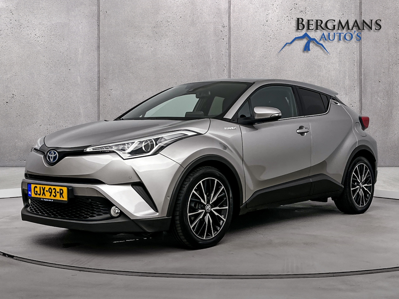 Toyota C-HR - 1.8 Hybrid Executive // LEDER // TREKHAAK // 1e EIGENAAR // - AutoWereld.nl