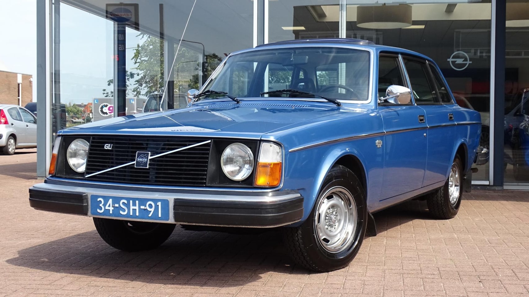 Volvo 244 - 2.1 GL Automaat | Oldtimer | Schuifdak | Trekhaak | 1977 | Uniek! - AutoWereld.nl