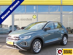 Volkswagen T-Roc - 1.5 TSI -150pk- AUTOMAAT / STYLE / NAVI / MATRIX IQ LED