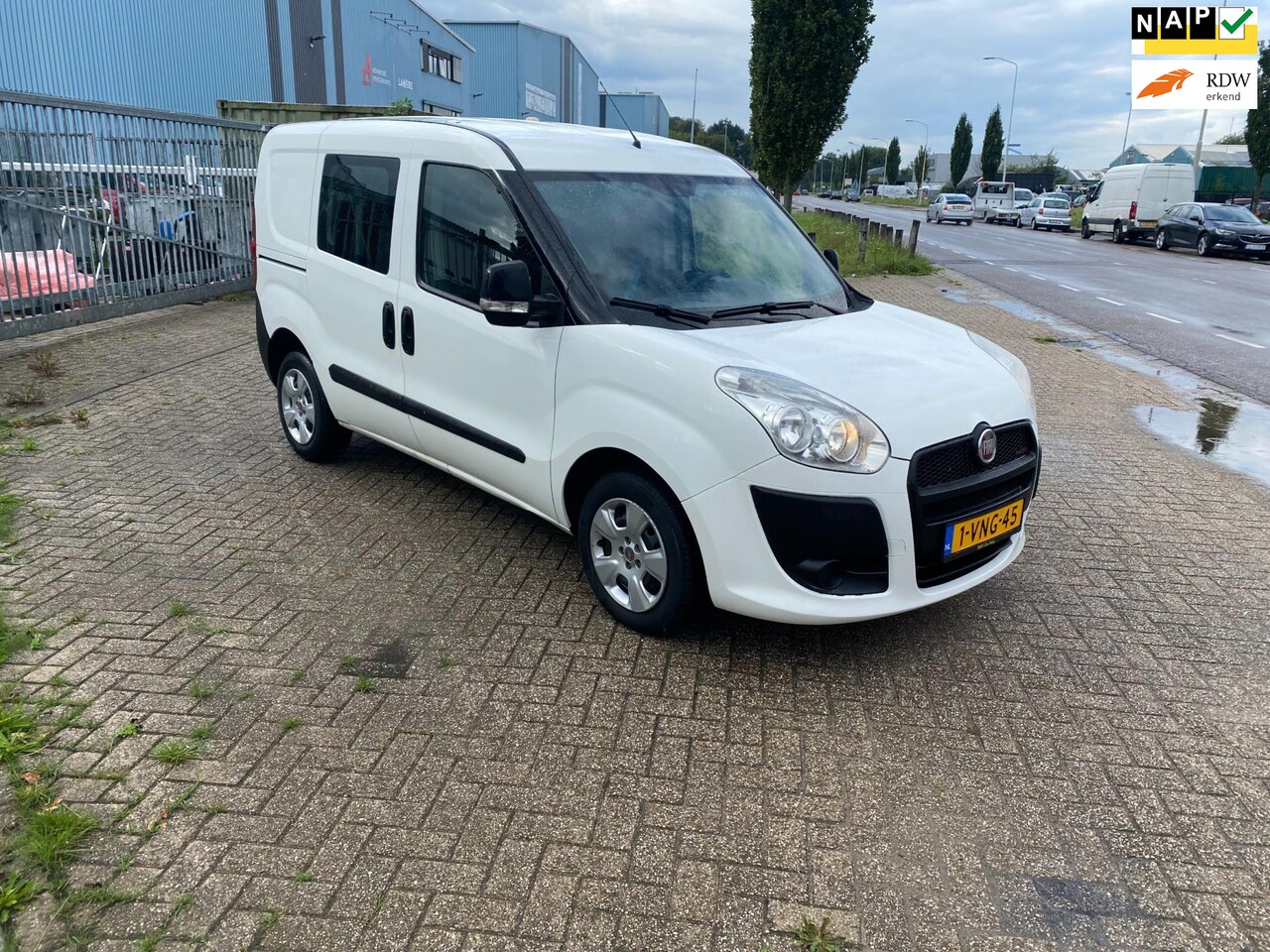 Fiat Doblò Cargo - 1.3 MultiJet Actual 1.3 MultiJet Actual - AutoWereld.nl