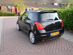 Suzuki Swift - 1.6 Sport