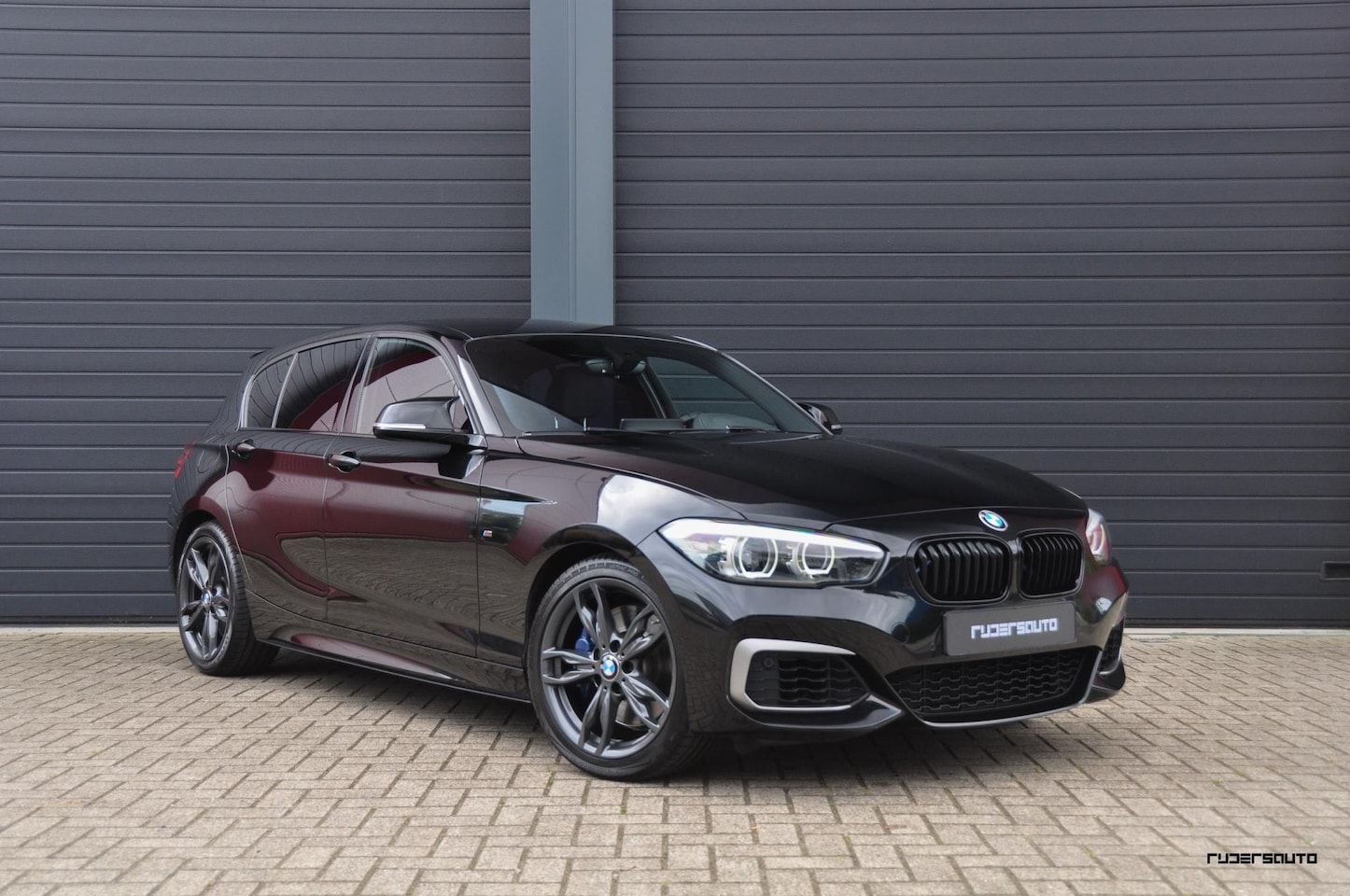 BMW 1-serie - M140i LCI2 | Navi pro | Eisenmann uitlaat | LED | Shadowline - AutoWereld.nl