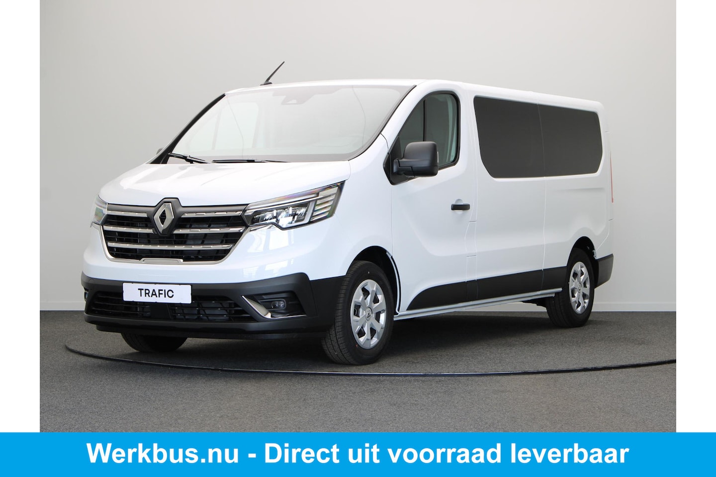 Renault Trafic - 2.0 Blue dCi 130 T30 L2H1 Advance Ook in Zwart en Grijs Metallic leverbaar!!! - AutoWereld.nl