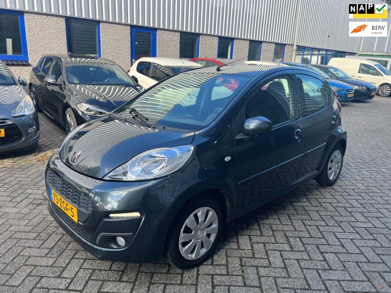 Peugeot 107 - 1.0 Active Airco Led Elektrische ramen Nap - AutoWereld.nl