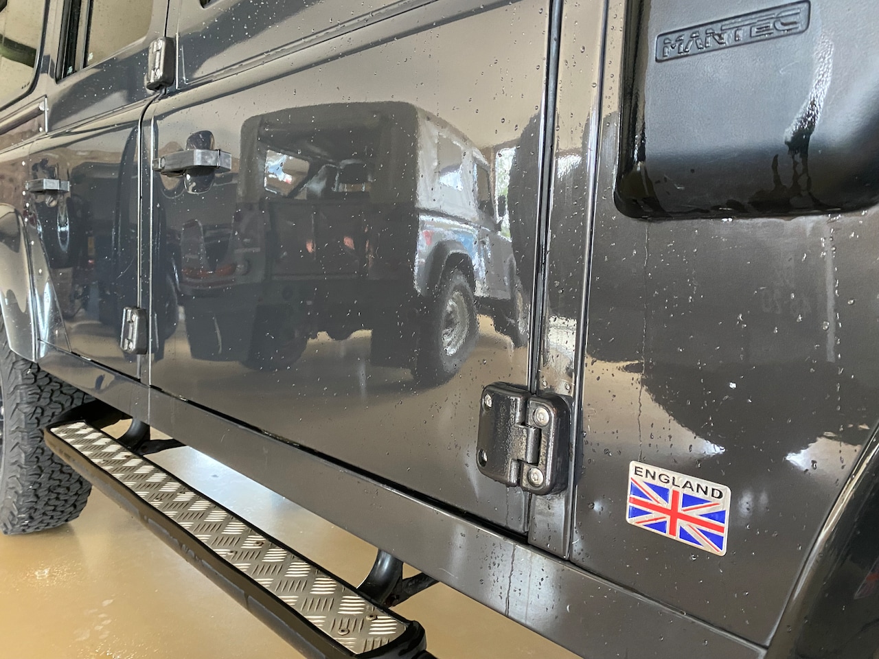 Land Rover Defender 110 - SE 5 Pers