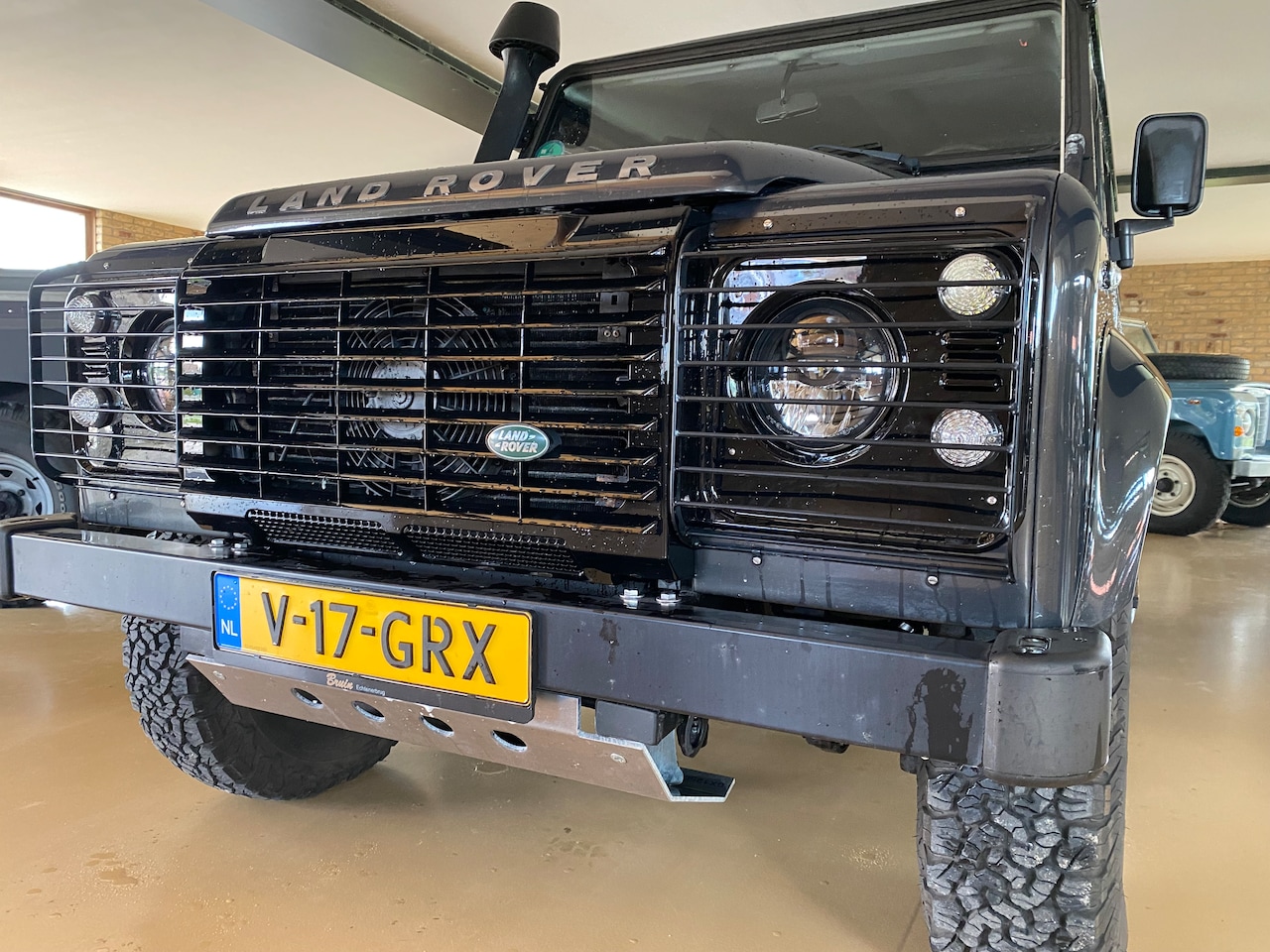 Land Rover Defender 110 - SE 5 Pers