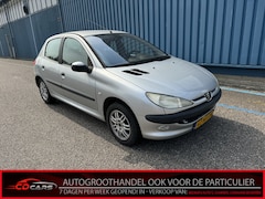 Peugeot 206 - 1.4 Gentry Airco, Radio,