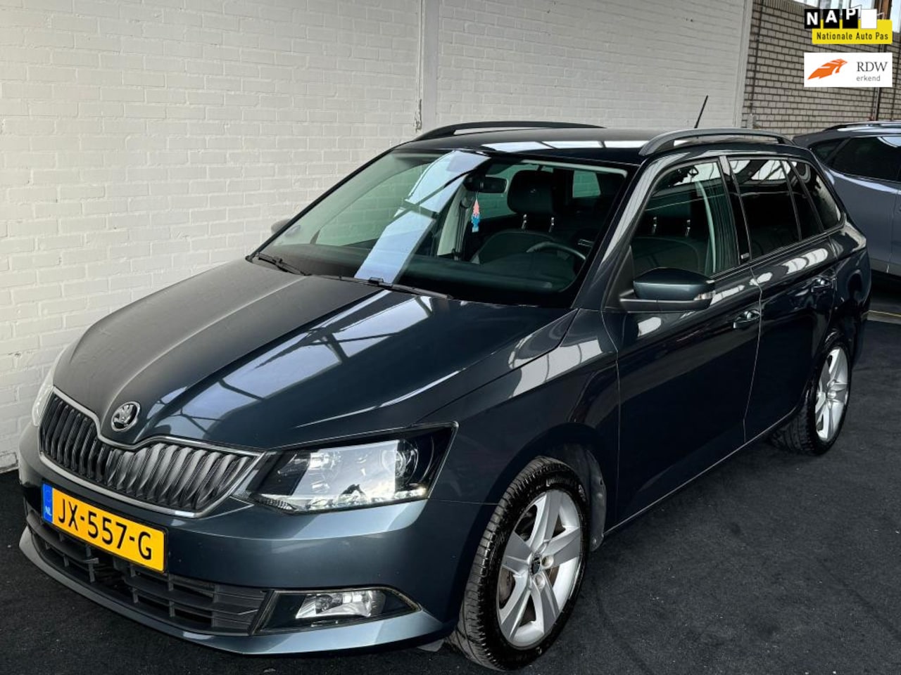 Skoda Fabia Combi - 1.2 TSI JOY |AIRCO|Elek pakket|APK| - AutoWereld.nl