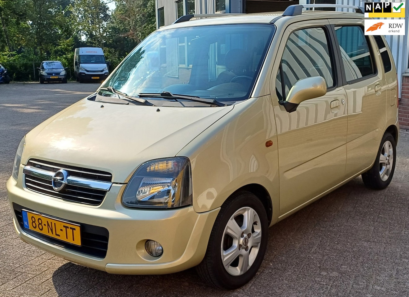 Opel Agila - 1.2-16V Cosmo 1.2-16V Cosmo - AutoWereld.nl